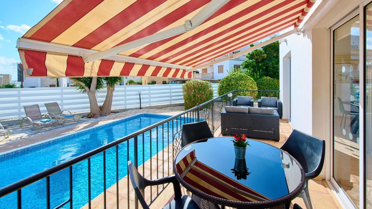 Villa Shiva By Ezoria Villas Mercan Koyu Dış mekan fotoğraf