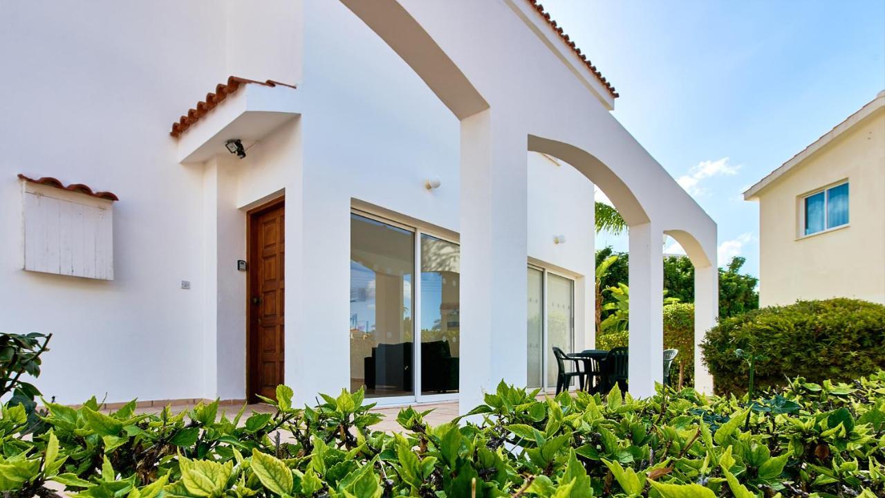Villa Shiva By Ezoria Villas Mercan Koyu Dış mekan fotoğraf
