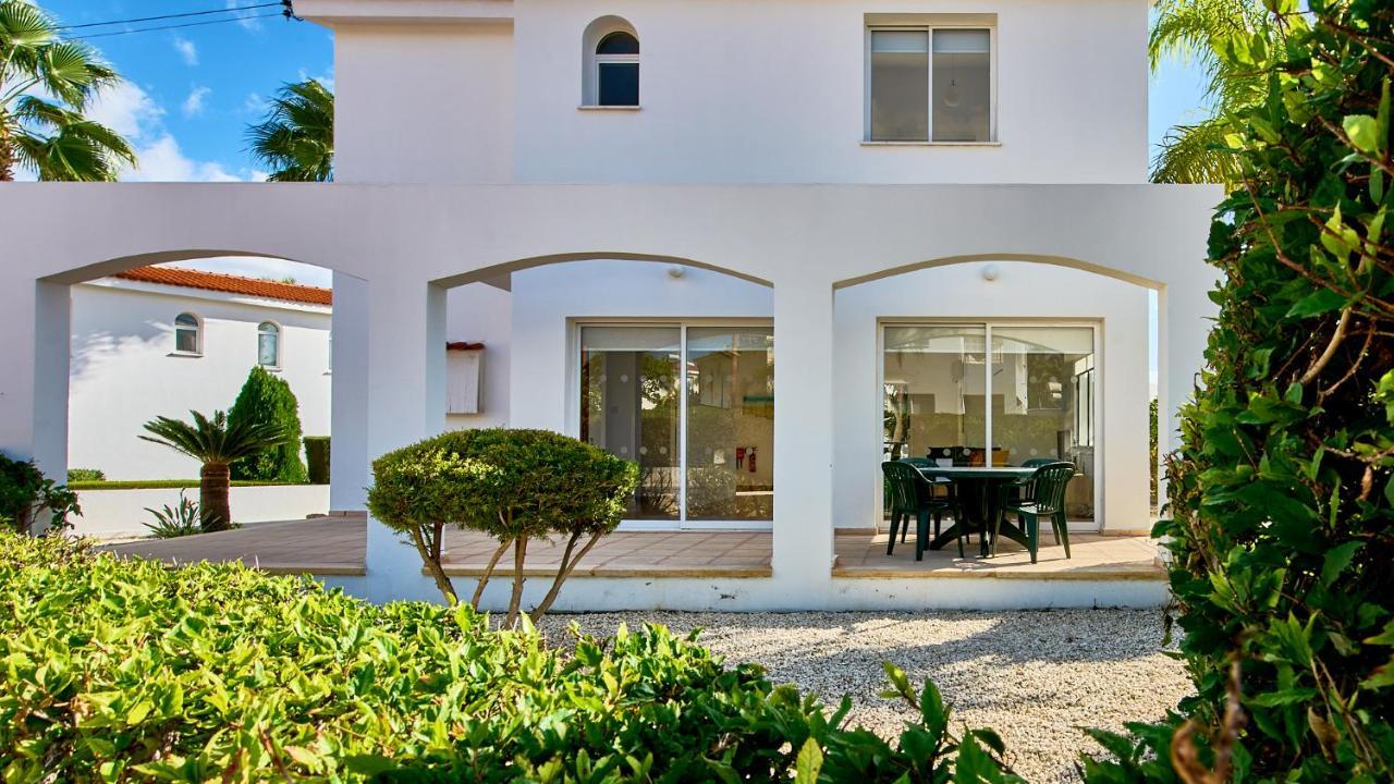 Villa Shiva By Ezoria Villas Mercan Koyu Dış mekan fotoğraf